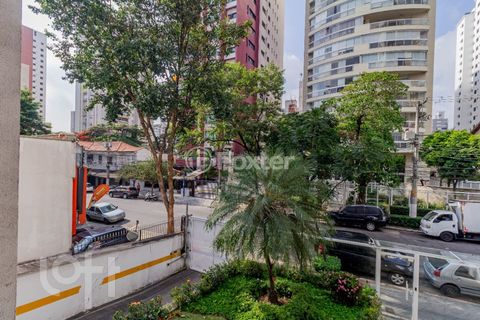 Image 8 - 868683