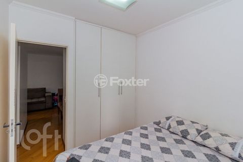 Image 10 - 868684