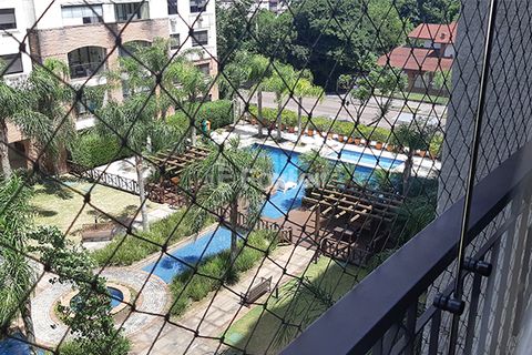 Image 10 - 868685