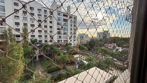 Image 16 - 868685