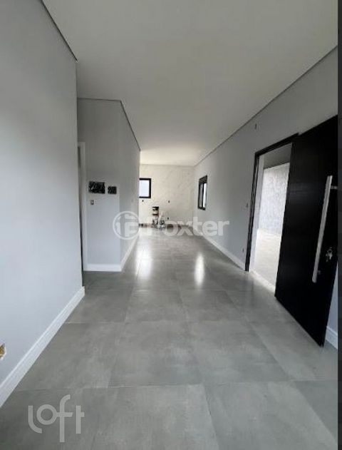 Image 4 - 868700