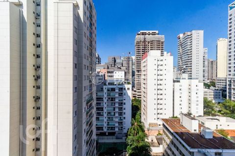 Image 10 - 868715