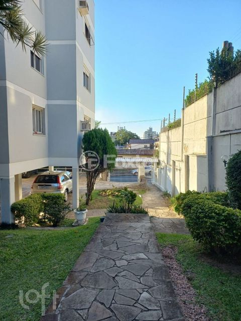 Image 17 - 868724