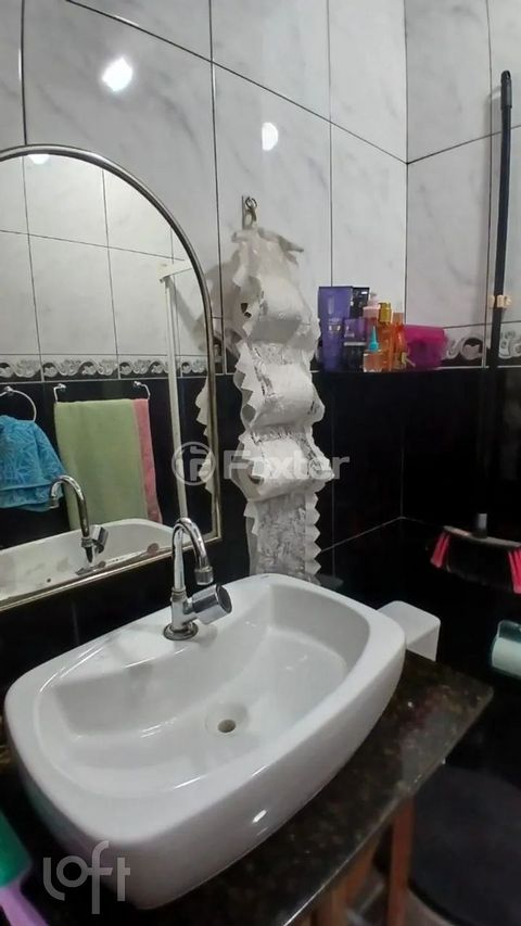 Image 8 - 868725
