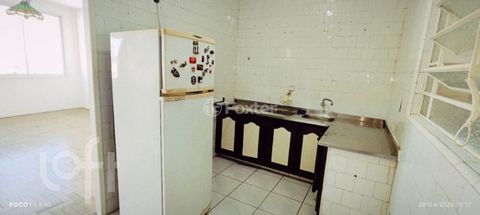 Image 8 - 868731