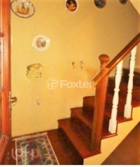 Image 8 - 868751