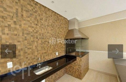 Image 10 - 868769
