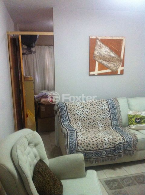 Image 1 - 868809