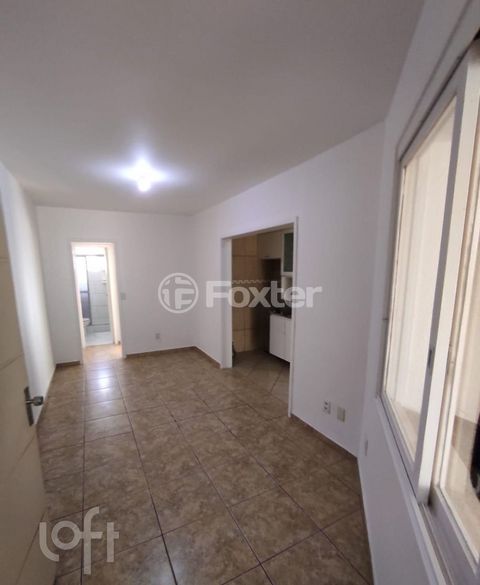 Image 3 - 868811