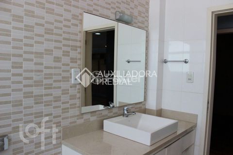 Image 9 - 868815