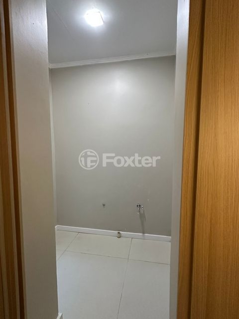 Image 2 - 868835