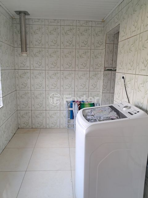 Image 6 - 868850