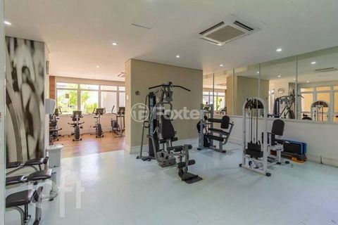 Image 9 - 868859