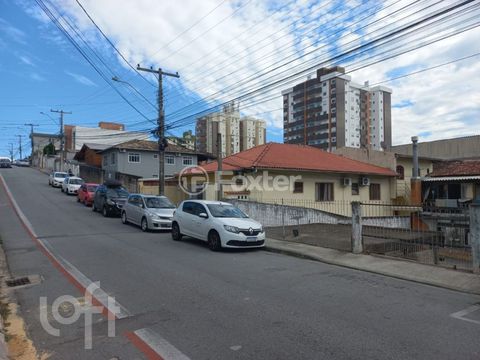 Image 8 - 868866