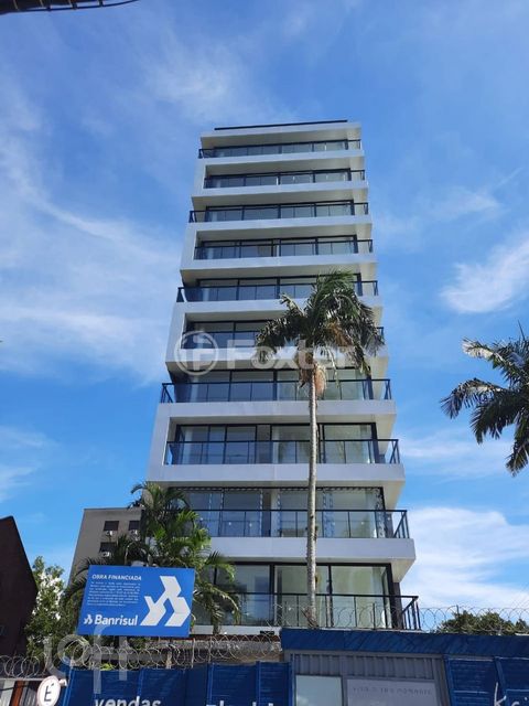 Image 10 - 868867