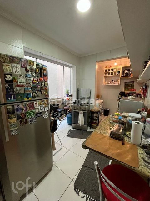 Image 3 - 868890