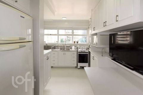 Image 6 - 868902