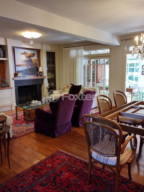 Image 8 - 868903