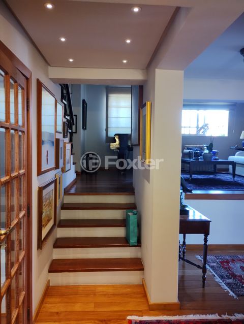 Image 7 - 868903