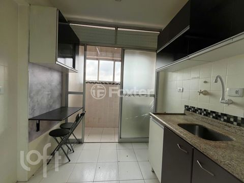 Image 8 - 868909