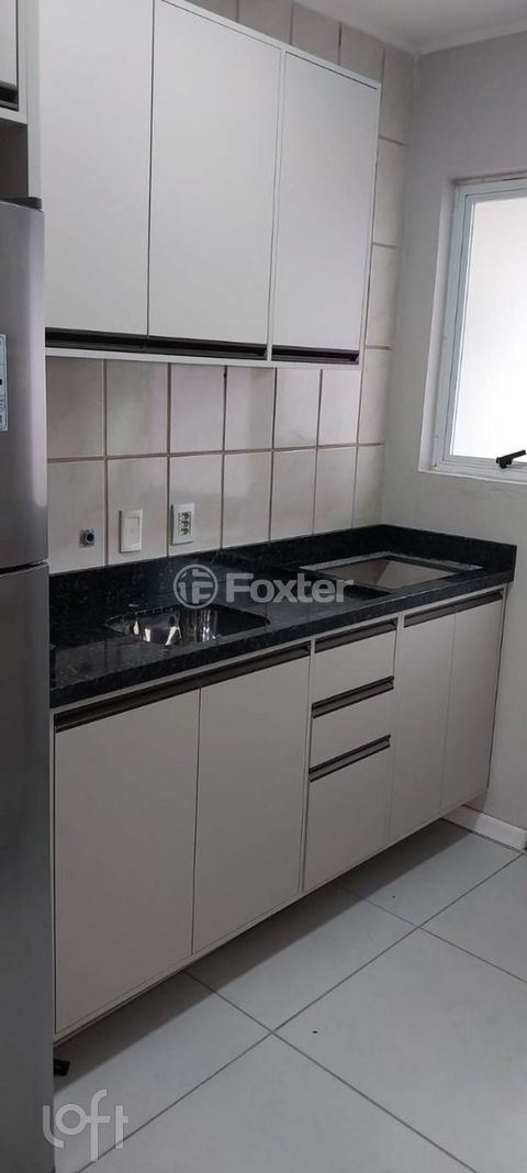 Image 6 - 868910