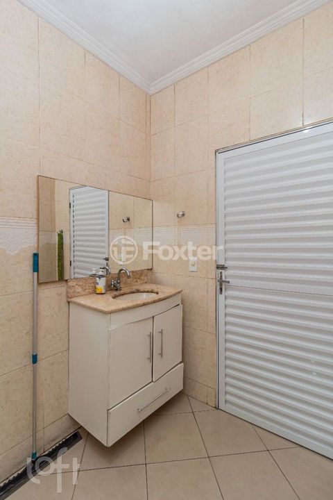 Image 8 - 868916