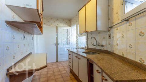 Image 18 - 868924