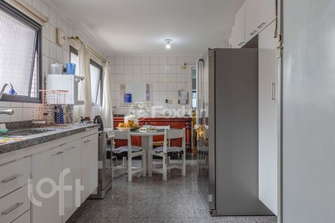 Image 8 - 868927