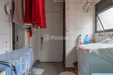 Image 11 - 868927