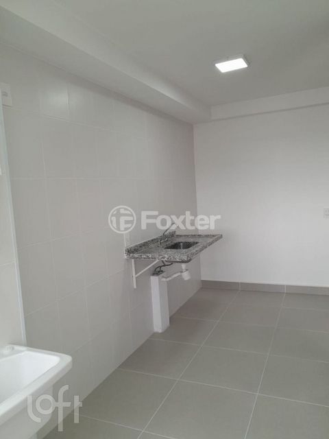 Image 3 - 868933
