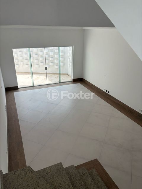 Image 3 - 868939