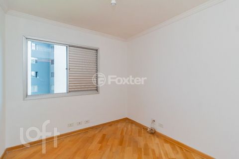 Image 11 - 868943