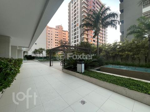 Image 13 - 868944