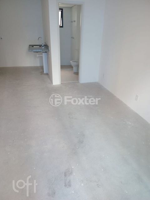 Image 6 - 868956
