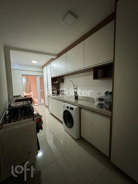 Image 2 - 868962