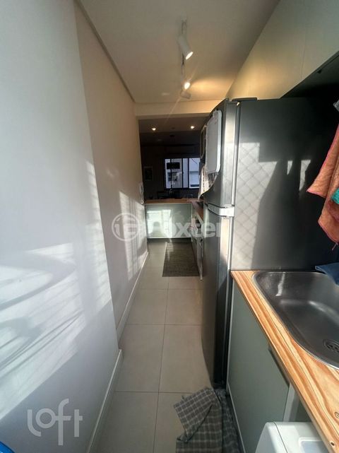 Image 10 - 868983