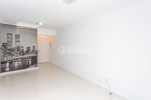 Image 7 - 868991