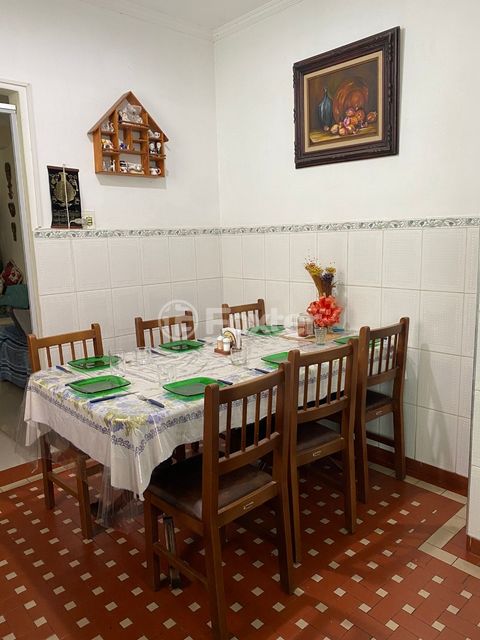 Image 14 - 868999