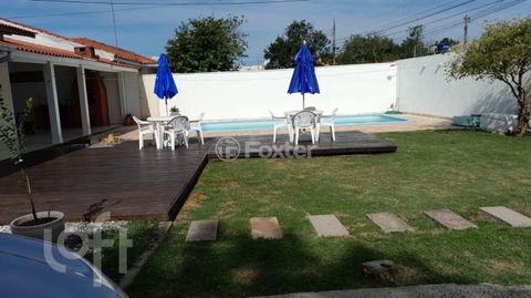 Image 3 - 869056