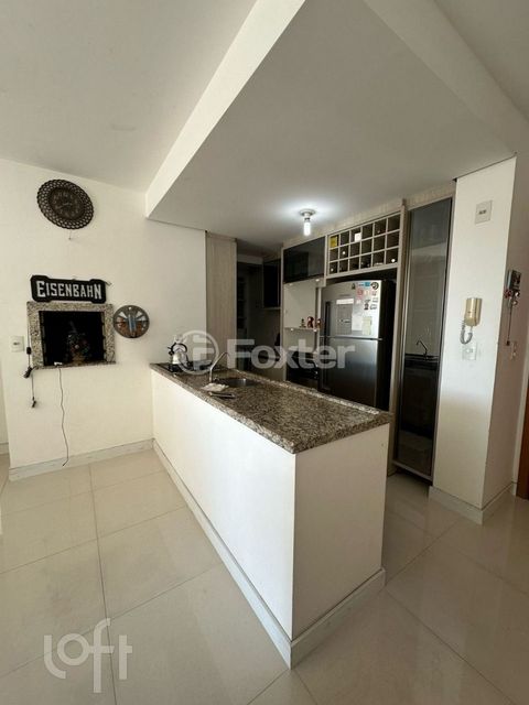 Image 6 - 869066