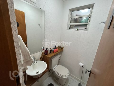 Image 7 - 869074