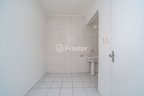 Image 10 - 869101