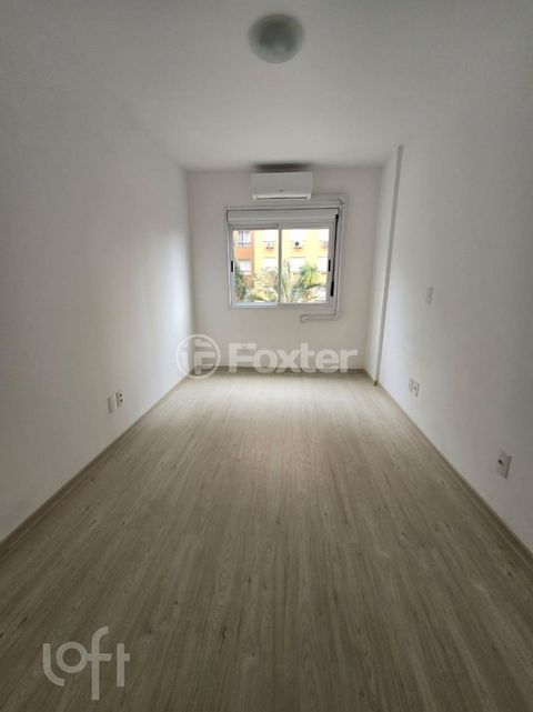 Image 7 - 869113