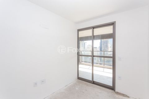 Image 7 - 869175
