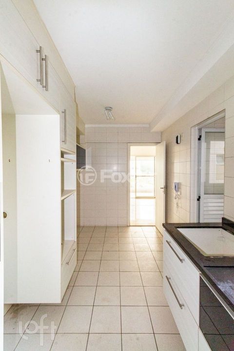 Image 17 - 869176