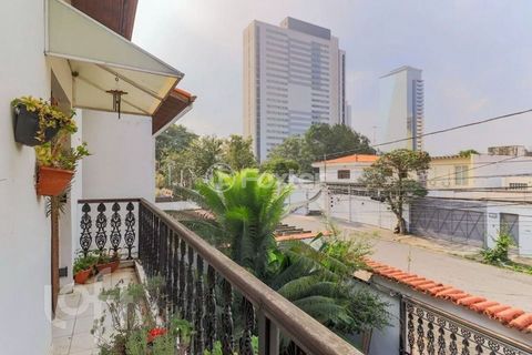 Image 11 - 869188