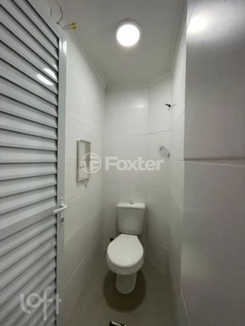 Image 8 - 869231