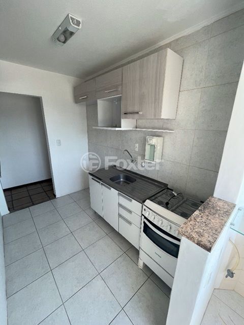 Image 6 - 869235