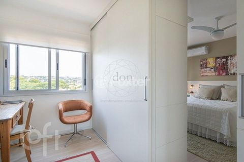 Image 9 - 869241