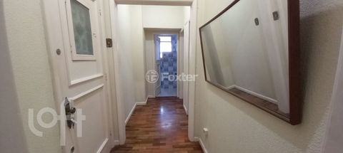 Image 9 - 869256